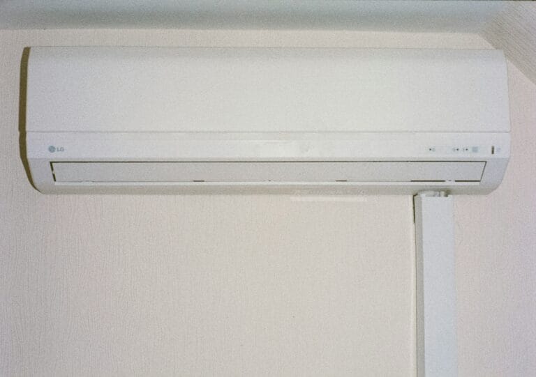 Κλιματιστικό: Γιατί δεν πρέπει να το κλείνετε αμέσως μόλις δροσιστείτε