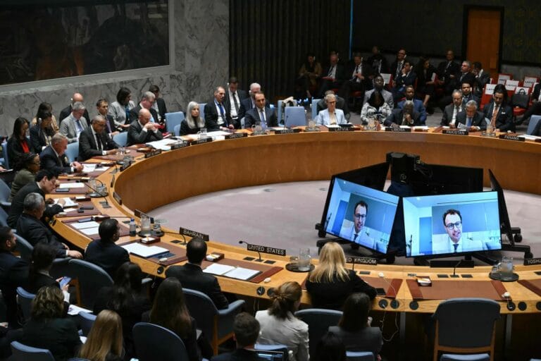 «Απειλή για την ανθρωπότητα»: Η δραματική προειδοποίηση των OpenAI και Anthropic στον ΟΗΕ