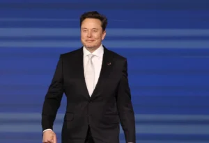 Πώς η σχεδιαζόμενη συγχώνευση Tesla και SpaceX επηρεάζει τους επενδυτές και τις τεχνολογικές εξελίξεις