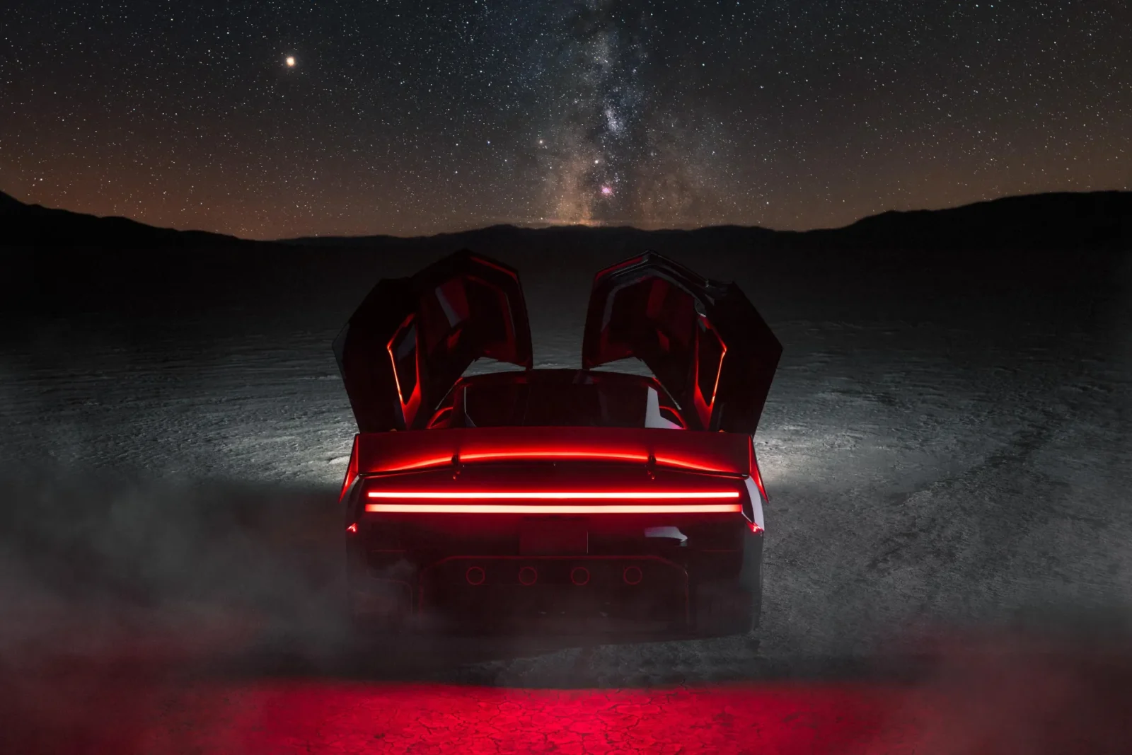 Tesla Roadster: Οδηγός για τις 3 εκδόσεις, τις τελικές ταχύτητες και τη νομιμότητα κυκλοφορίας